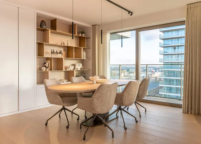 Deluxe 3br With Spectacular Views דירה