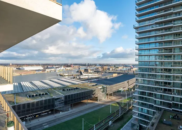 Deluxe 3br With Spectacular Views דירה