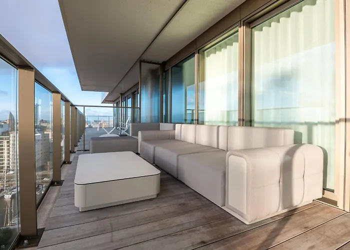 Deluxe 3br With Spectacular Views *