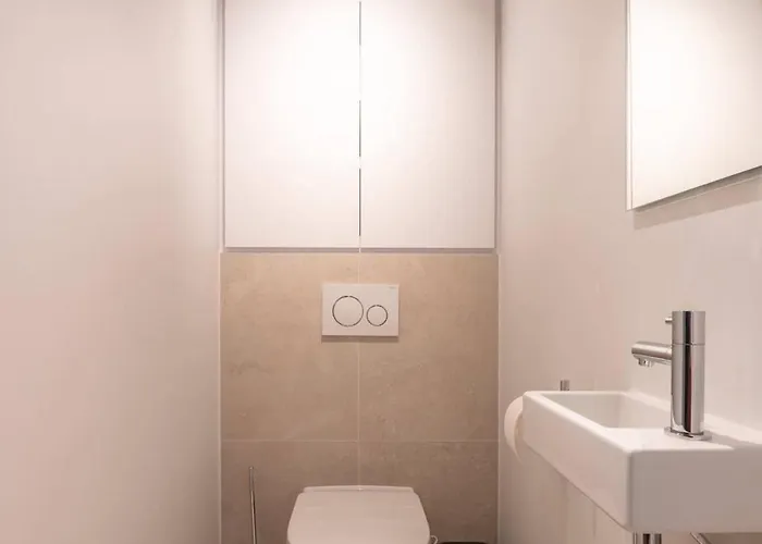 Deluxe 3br With Spectacular Views דירה *